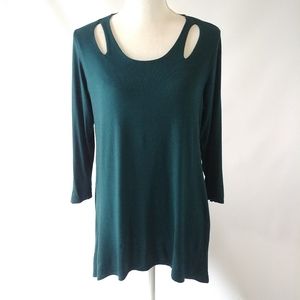 ✨3 for $30✨ NWOT Stretchy Green Top w/ Cut Outs